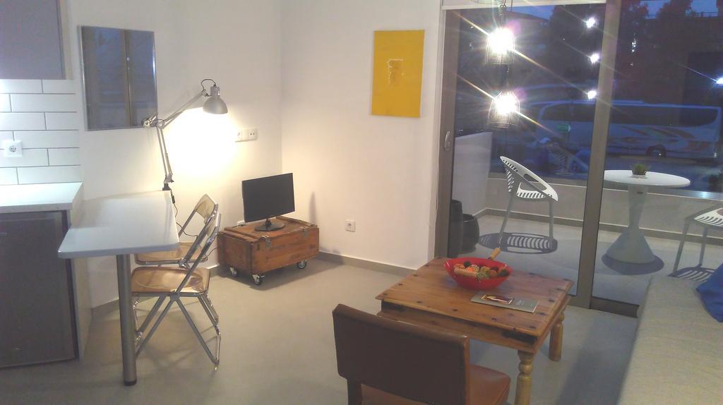 Palamidi view newly constructed studio Nauplia Esterno foto